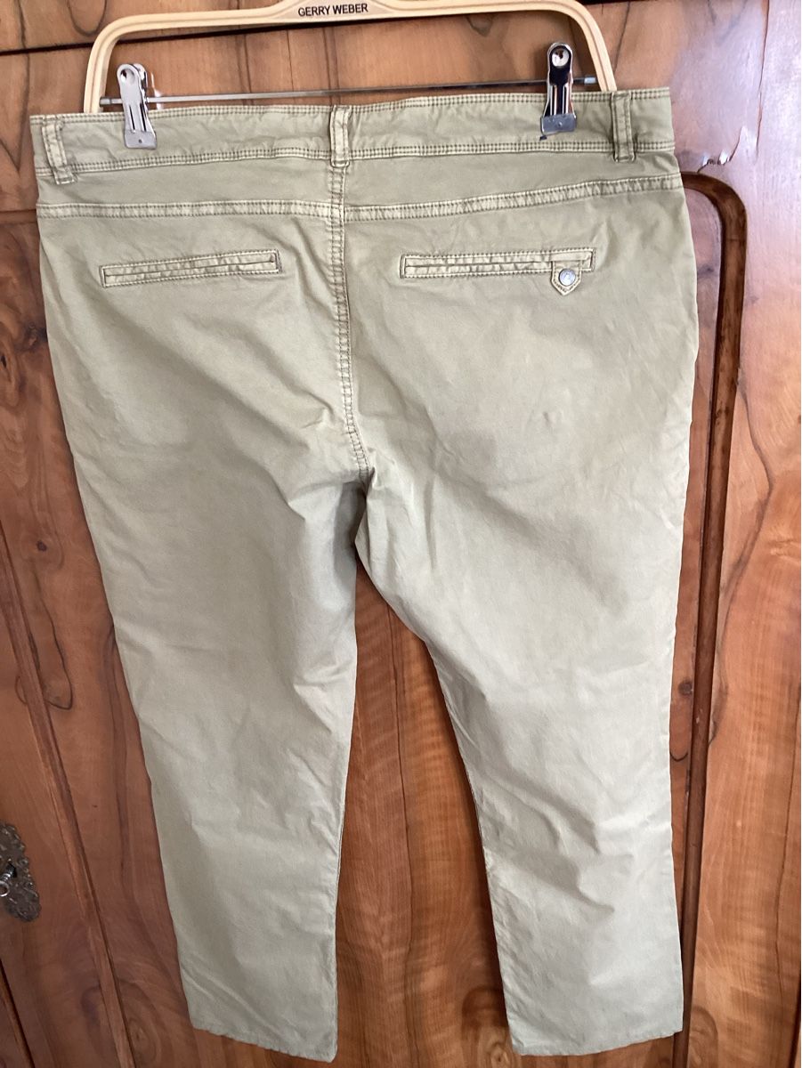 Pantaloni: Campus, Damenhose, Gr. 30 – Usato da Salenstein venduto da Esprit57 2
