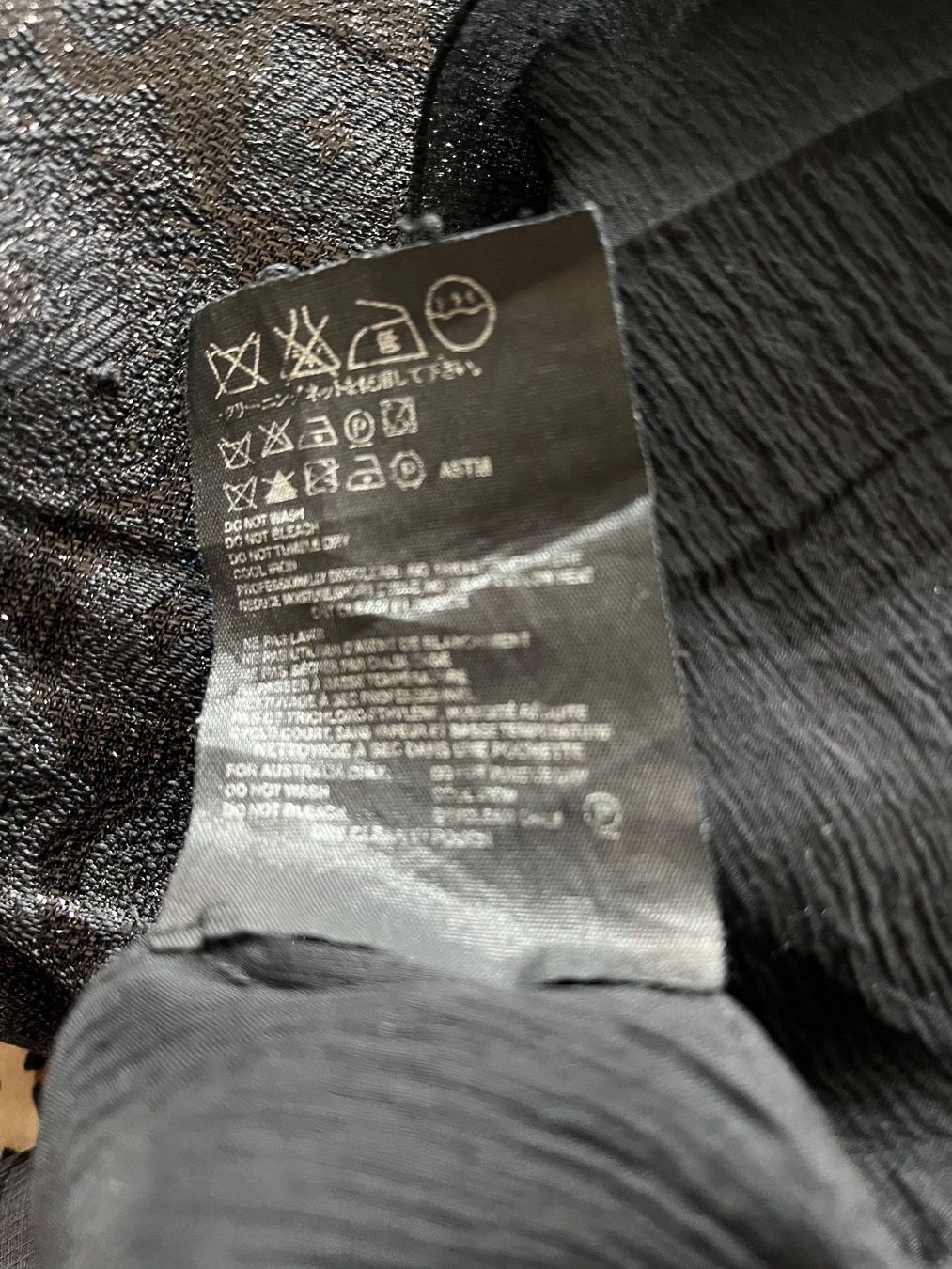 Prada Vestiti: Elegantes Prada Kleid Gr. ITAL 42 schwarz – Usato da St. Gallen venduto da Miss_Jane_Marple 3
