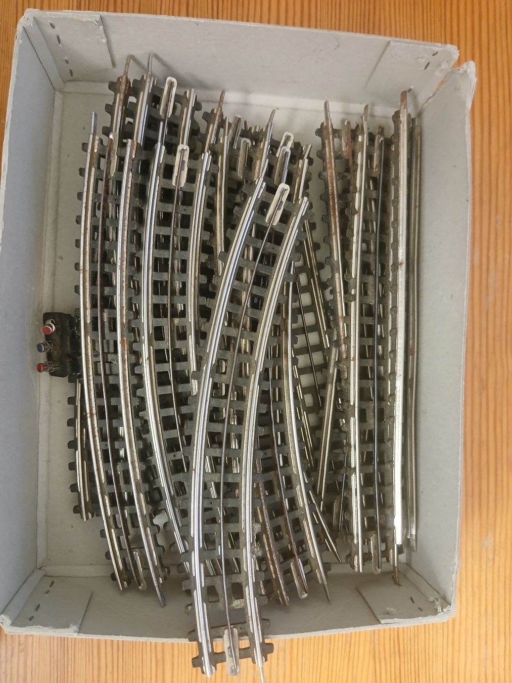 Trix Modelleisenbahnen: Trix Express HO Schienen – Gebraucht aus Dietikon von inf_cd7w