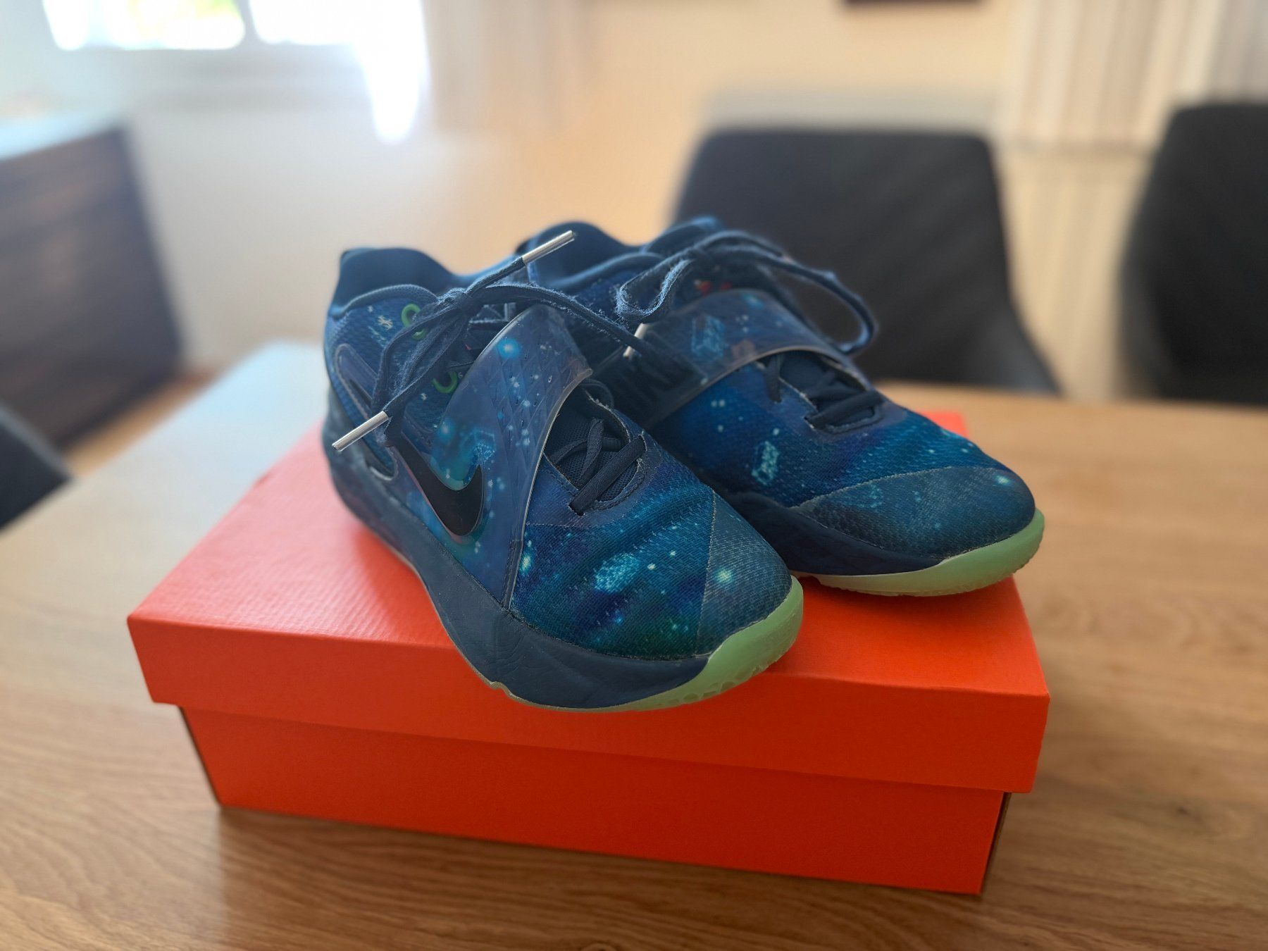Nike Scarpe da uomo: Nike Hustle D 12 x LEGO Collection Gr. 36 – Usato da Schlieren venduto da Creichen1