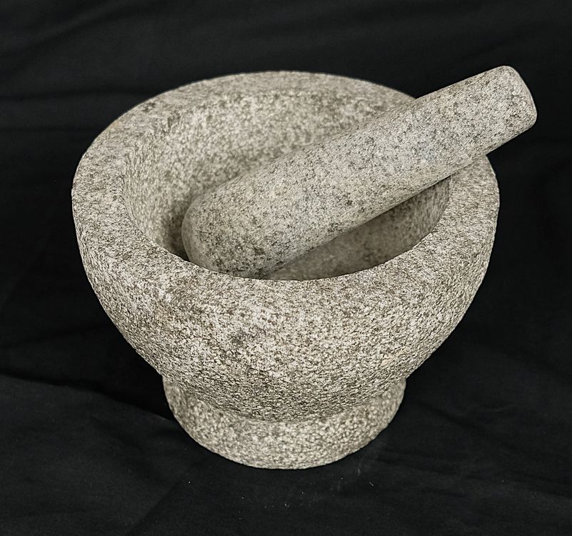 Mörser aus Stein / Granit (Gebraucht) in Volketswil für CHF 25 – mit ...