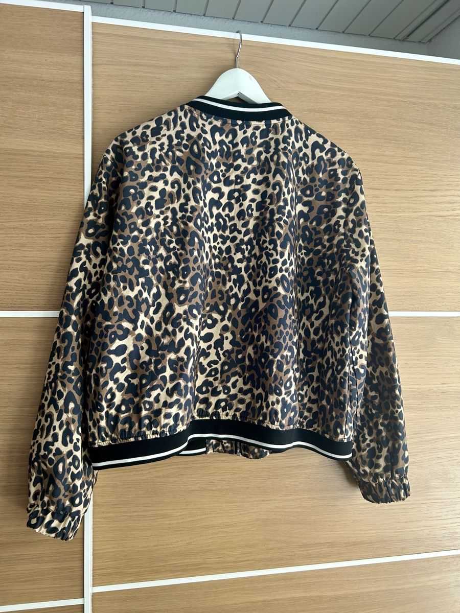 Giacche: Coole Bomberjacke – Nuovo (secondo la descrizione) da Untersiggenthal venduto da schnaepplideal 2