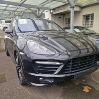 Traum in schwarz Porsche Cayenne GTS