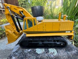 Modell CAT 245 Raupenbagger