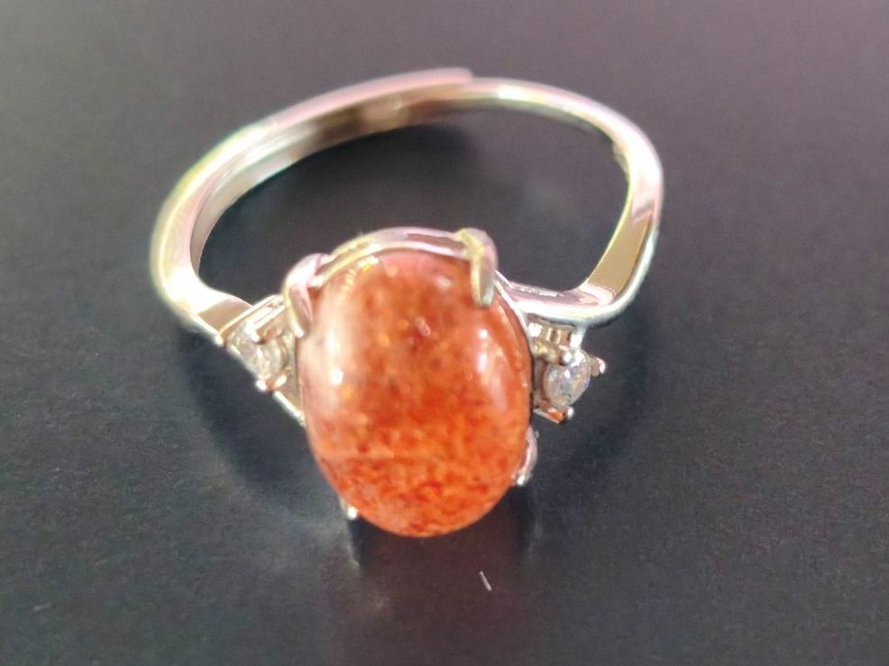 Ringe: Wunderschöner Sonnenstein Ring, Silber 925 verstellbar – Gebraucht aus St. Gallen von GIULESGG