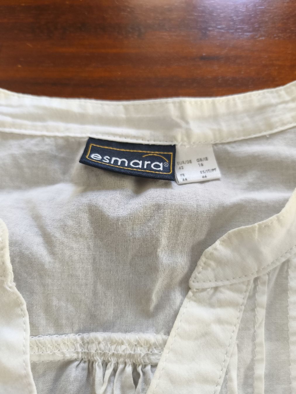 Camicette: Weisse Bluse Esmara, Grösse 42 Camicia bianca Esmara – Usato da Wohlen AG venduto da art_9qvl 1