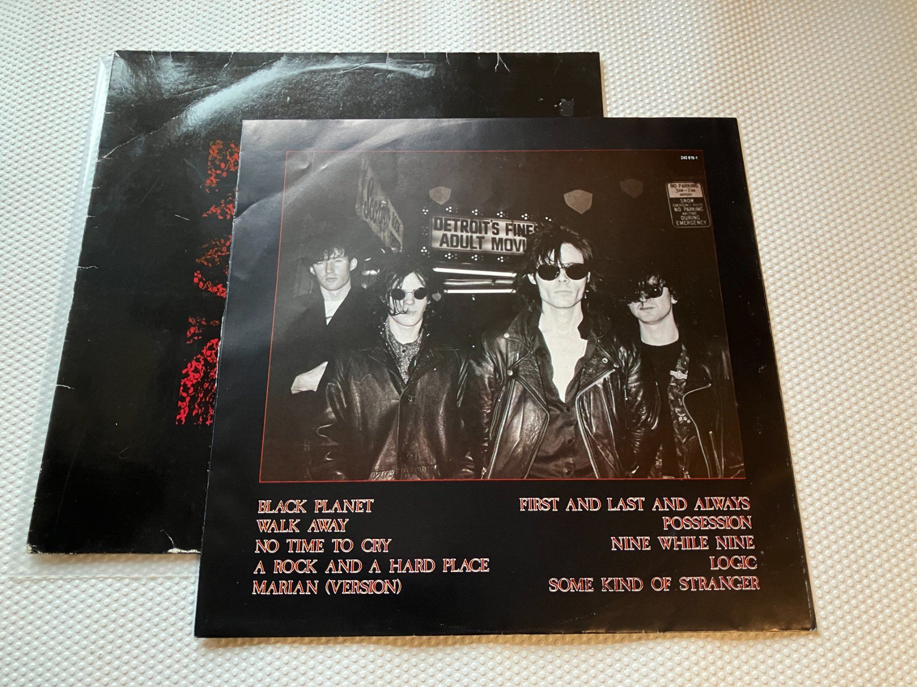 Dischi in vinile: The SistersOf Mercy – Usato da Aarwangen venduto da Jukebox3 4