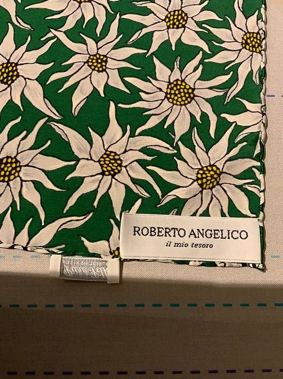 Foulards, Tücher & Schals: Seidenfoulard von Roberto Angelico – Gebraucht aus Weinfelden von bea_2ln5 2