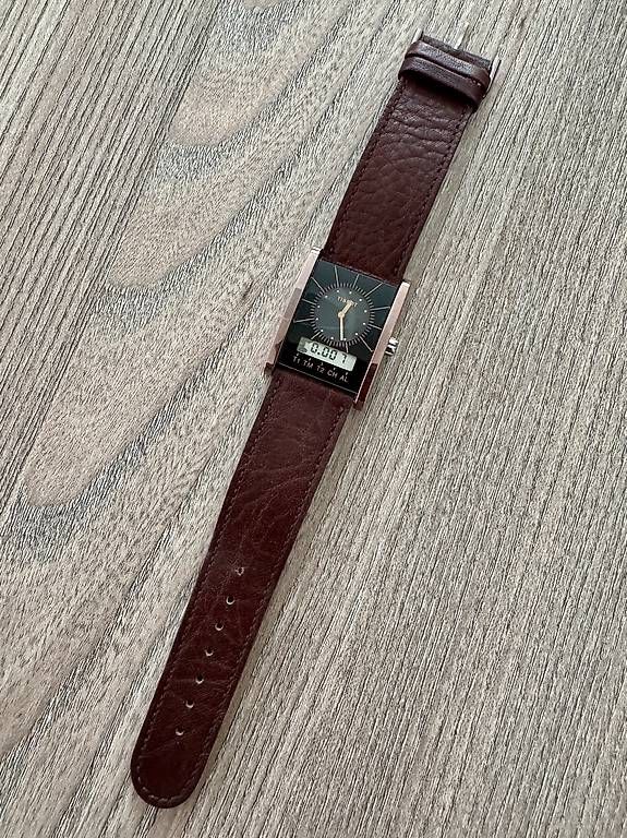 Uhren: Tissot Two Timer D 377 - sehr rar! – Gebraucht aus Diepoldsau von Take1 1