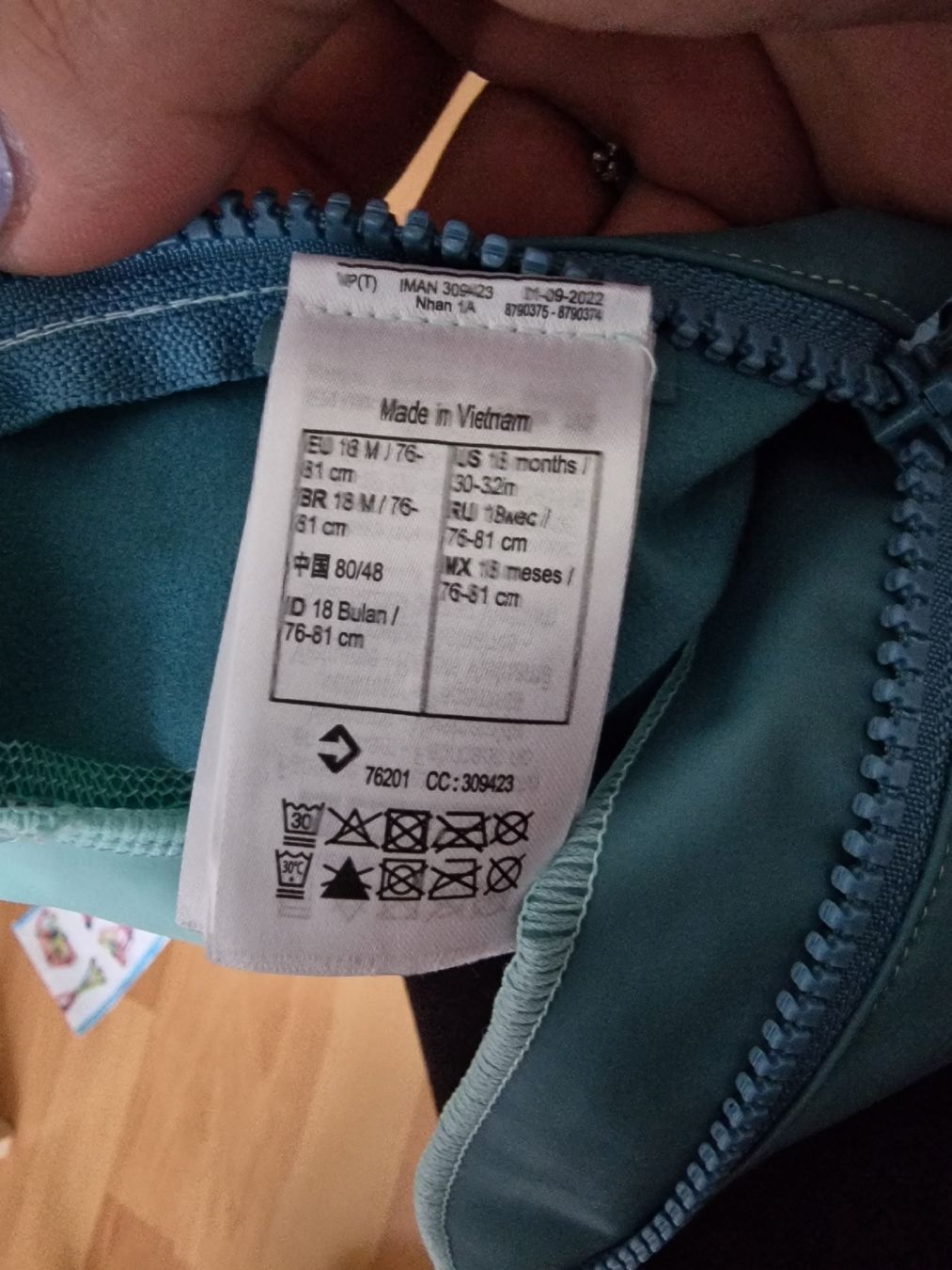 Decathlon Kleiderpakete: Schwimmdress 18 Monate – Gebraucht aus Schliern b. Köniz von Jemy94 1