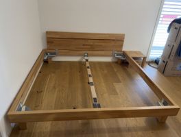 Massivholzbett Buche (200x200 cm) inkl. Kopft.& 2 Nachttisch