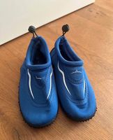 Badeschuhe blau (Gr. 30)