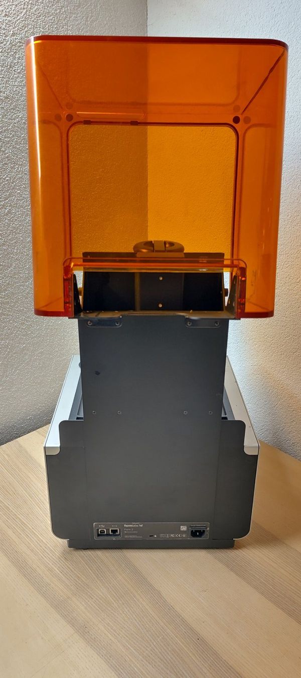 Formlabs Stampanti 3D: Formlabs Form 2 SLA 3D-Drucker – Usato da Affoltern am Albis venduto da SivincoGmbH 2