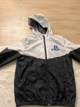 Coole PlayStation Regenjacke Gr. 170, neuwertig!