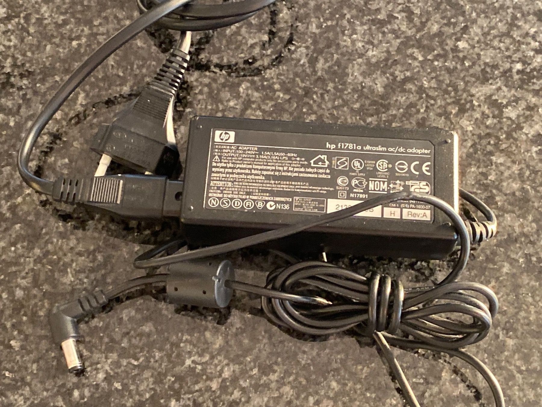 Lenovo Caricabatterie: Netzteil HP f1781a 19v/3.16A – Usato da Fislisbach venduto da Special24