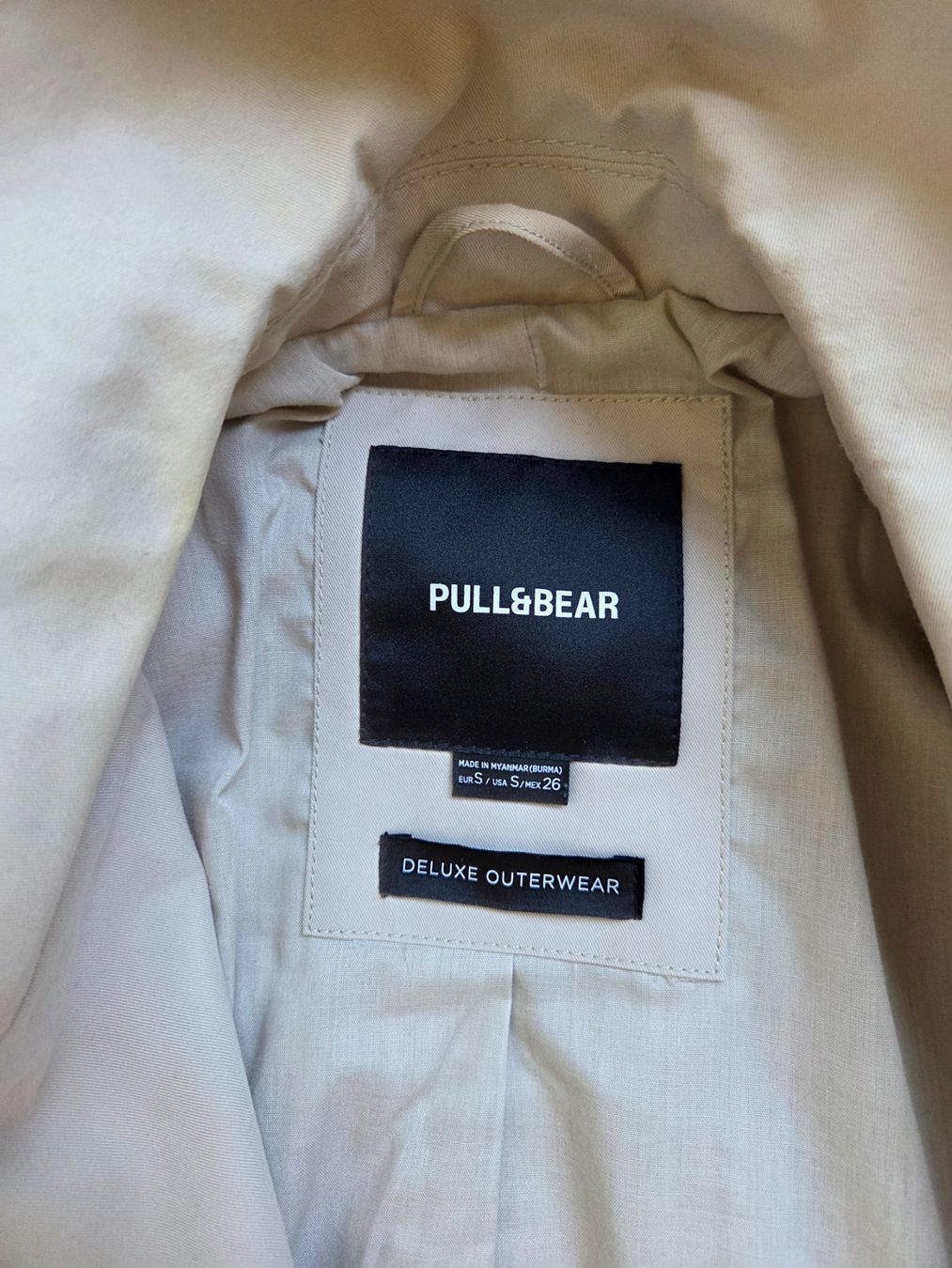 Pull&Bear Cappotti: Trench long beige – Usato da Grand-Lancy venduto da jess.gms 1