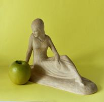 ERNST GÜNTER - 1937. AUF DEM BODEN SITZENDE, JUNGE FRAU.