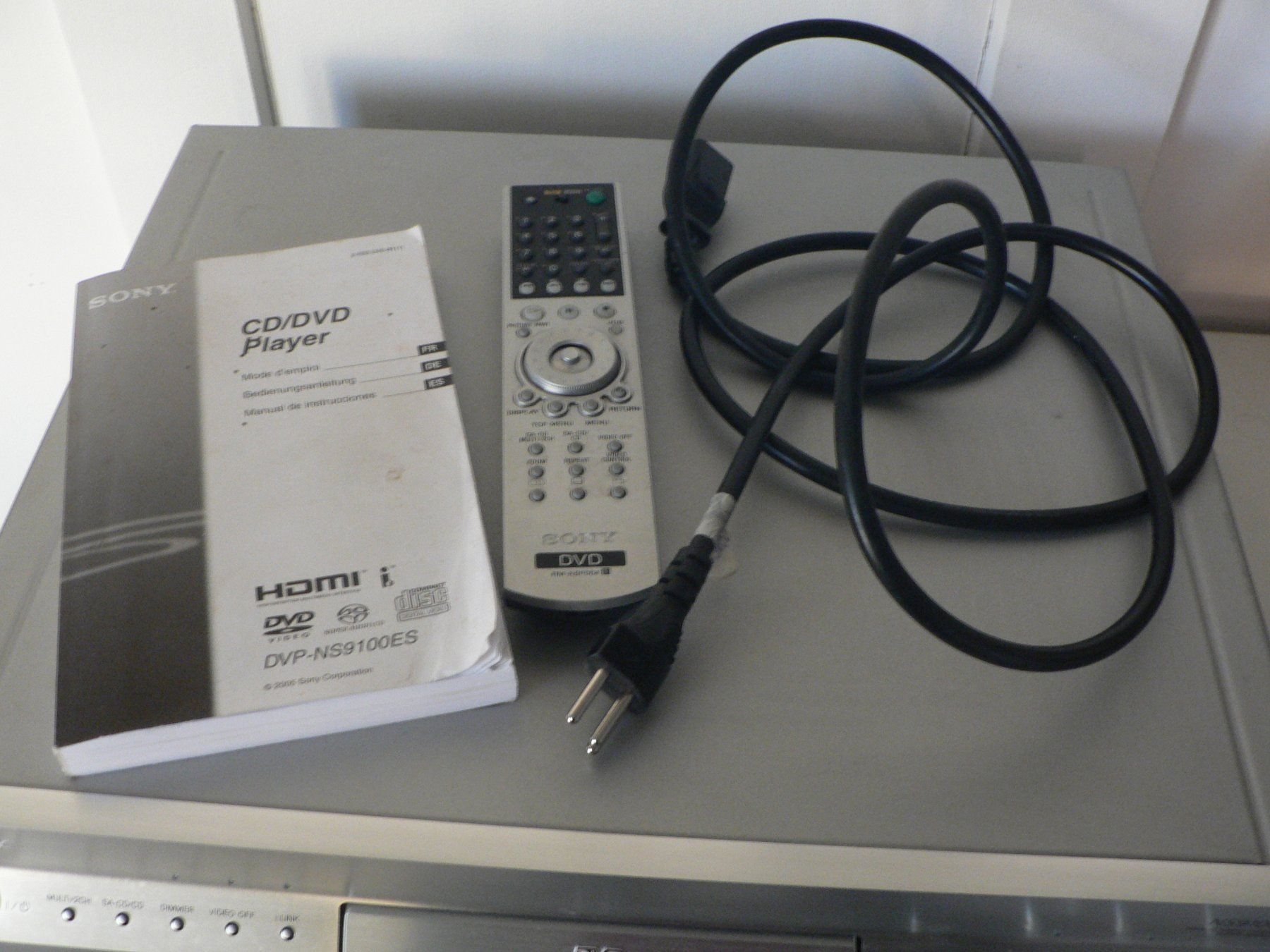 Sony Lettore multimediale & Streamer: HIFI SONY CD/DVD Player DVP NS9100ES – Difettoso da Uerikon venduto da Kdp529 5