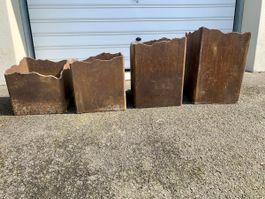 Blumentöpfe 4 Stck aus Stahl. Unikate. Kunst im Garten
