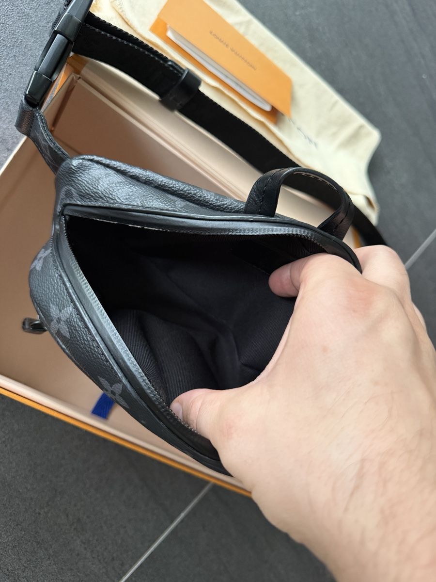 Louis Vuitton Borse: Louis Vuitton Catch Bumbag – Usato da Busswil BE venduto da Astraion 2
