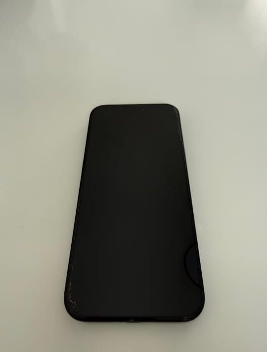 Apple Handys / Smartphones: iPhone 16 Pro Max – Gebraucht aus Lausanne von Cacabanca 2