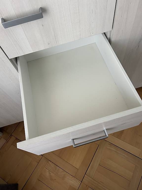 Armadi: Kinderkleiderschrank  – Usato da Zürich venduto da n_rehak 2
