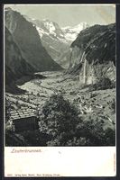 Lauterbrunnen, Panorama mit Strassenpart