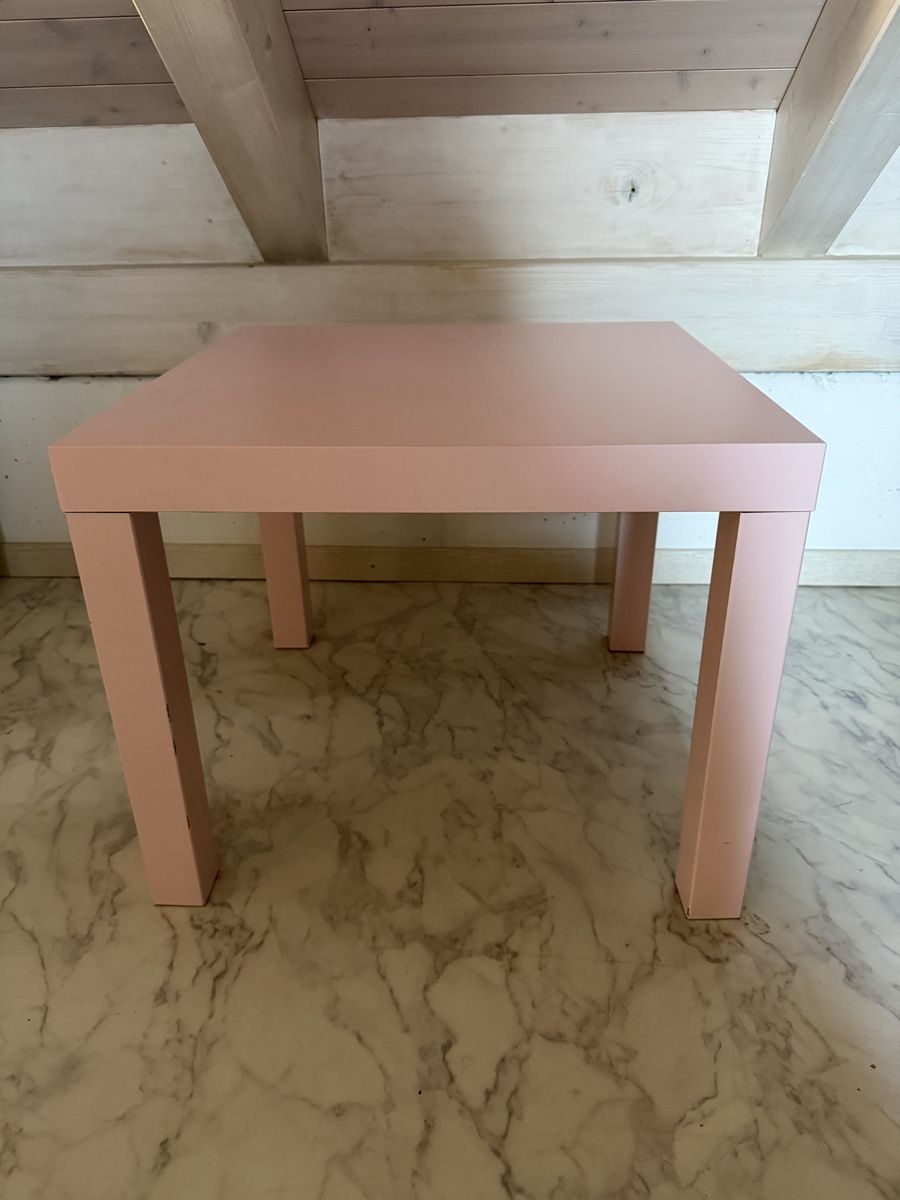 Tavoli: Rosa Ikea Lack Beistelltisch – Usato da Goldau venduto da Henggi88 1