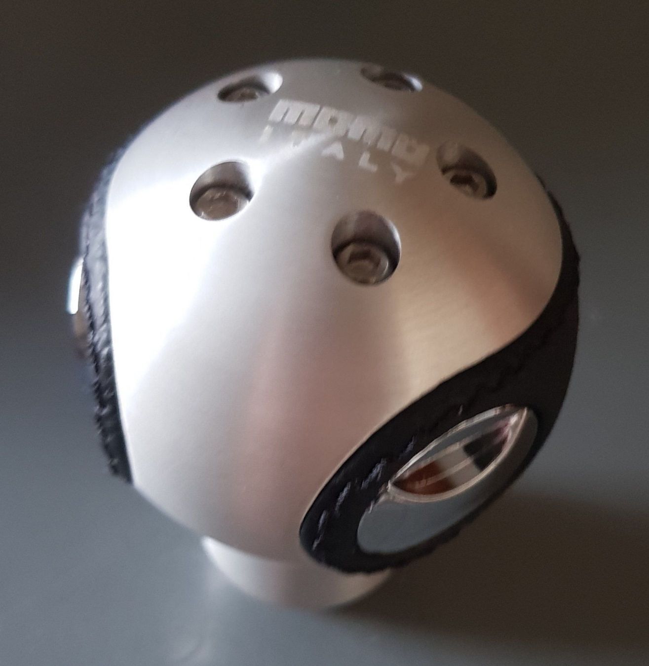 Accessori per altri veicoli: Momo Designer Schaltknauf – Nuovo e nell'imballaggio originale da Dachsen venduto da Topparts1 1