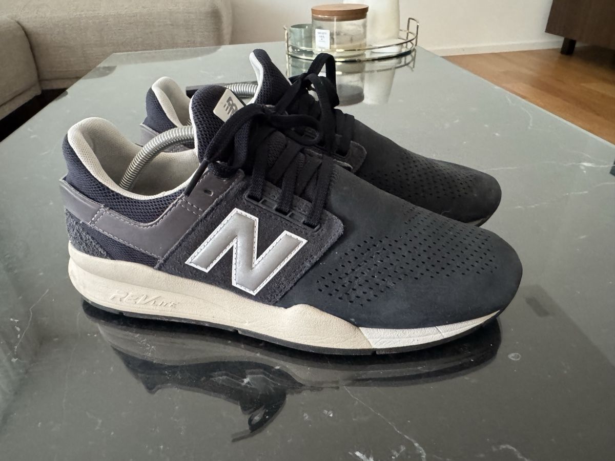 New Balance Scarpe da uomo: New Balance 247 – Usato da Winterthur venduto da VIadimirG