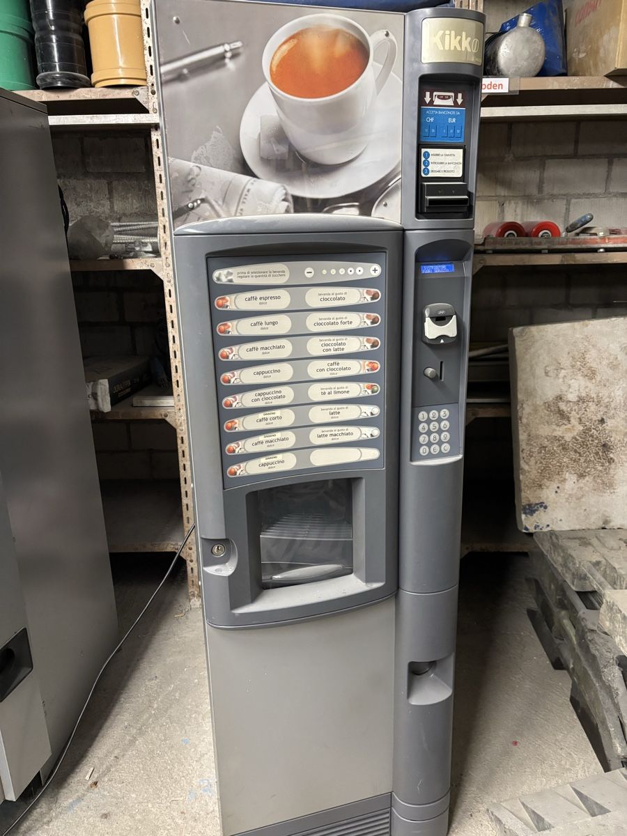 Selecta Altro per Gastronomia & Hotel: Kaffeeautomat Selecta Necta – Usato da Bûlach venduto da rju_877h