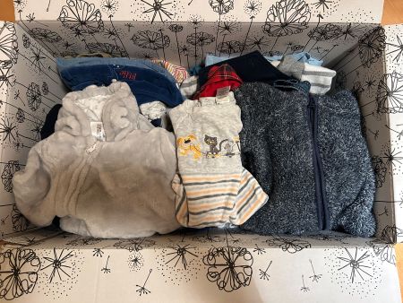 Babybox ver. Anziehsachen 0-6 Monate
