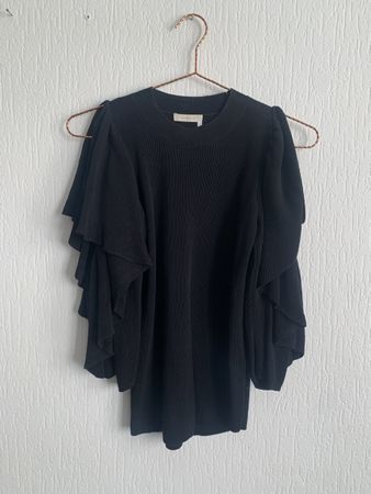 Pull SeebyChloe ⭐️🖤noir taille S avec volants