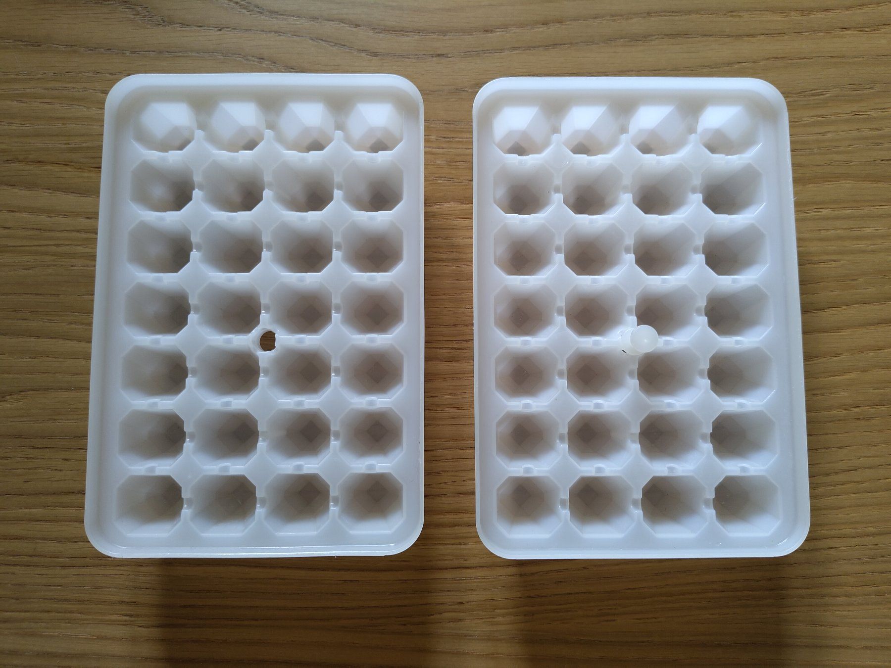Elettrodomestici da cucina: 2er Set Eiswüfelformen – Usato da Liebefeld venduto da sam_7vm2
