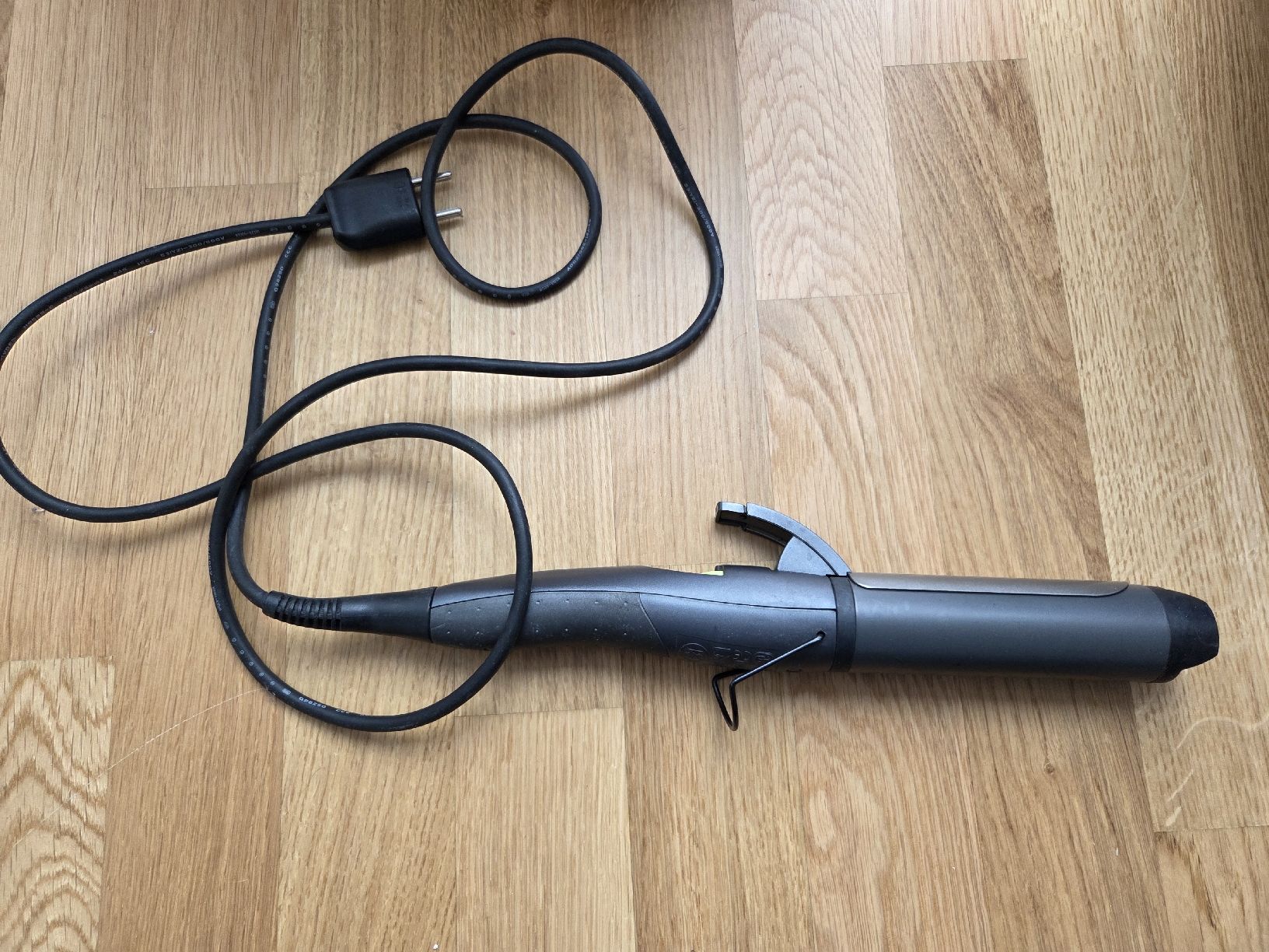 Remington Fers à boucler & lisser: Lockenstab 4cm Durchmesser – D'occasion à Kriens par ..stx.. 1
