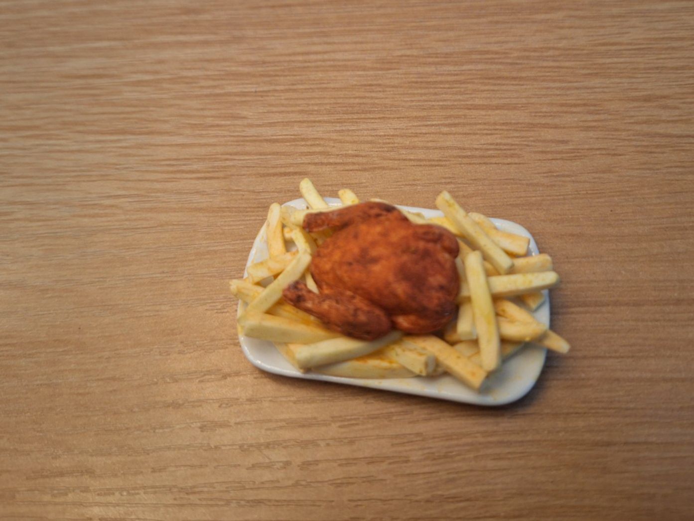 Case e mobili per bambole: Handmade Poulet mit Pommes frites – Nuovo (secondo la descrizione) da Zürich venduto da HandmadeTinyFood 3