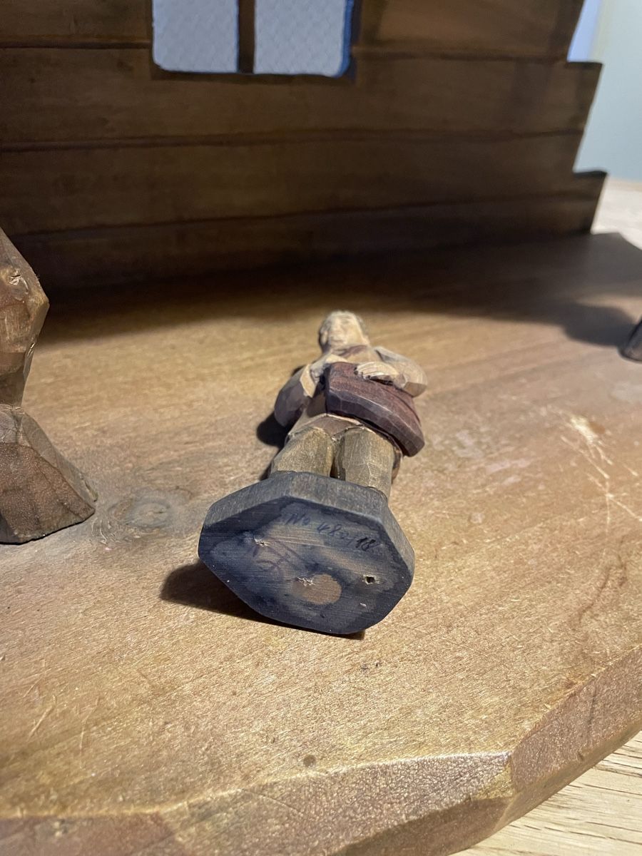 Figurines: Knabe mit Tasche E. Thomann Brienz – D'occasion à Flawil par Naphtali 4