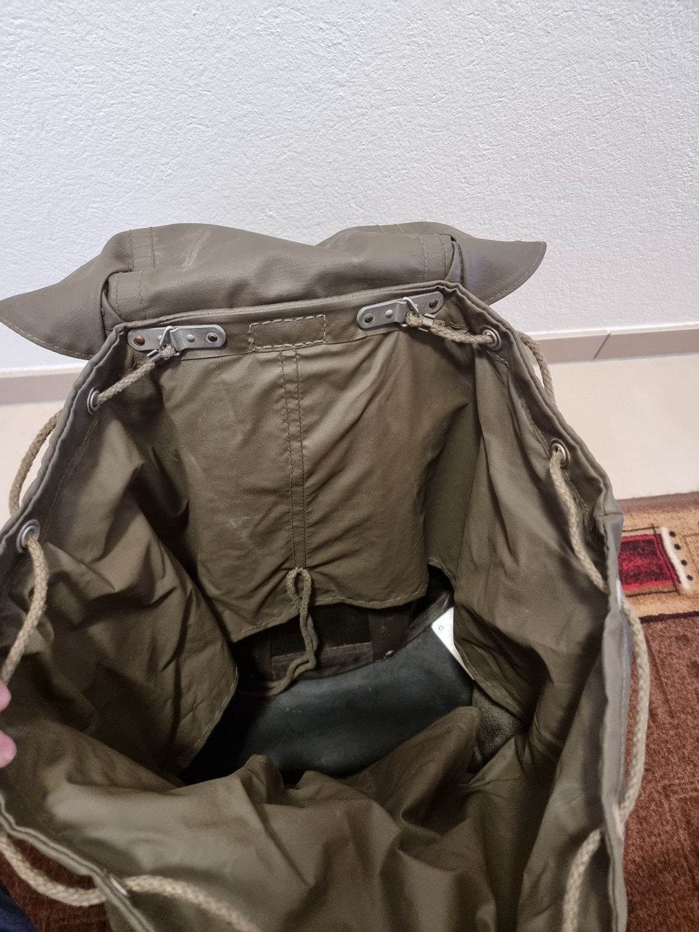 Zaini: Militärrucksack – Usato da Zuchwil venduto da Stefan00 2