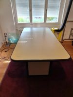 Arbeits- und Basteltisch