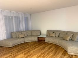 Exklusives Designer-Sofa NELA inkl. Mitteltisch