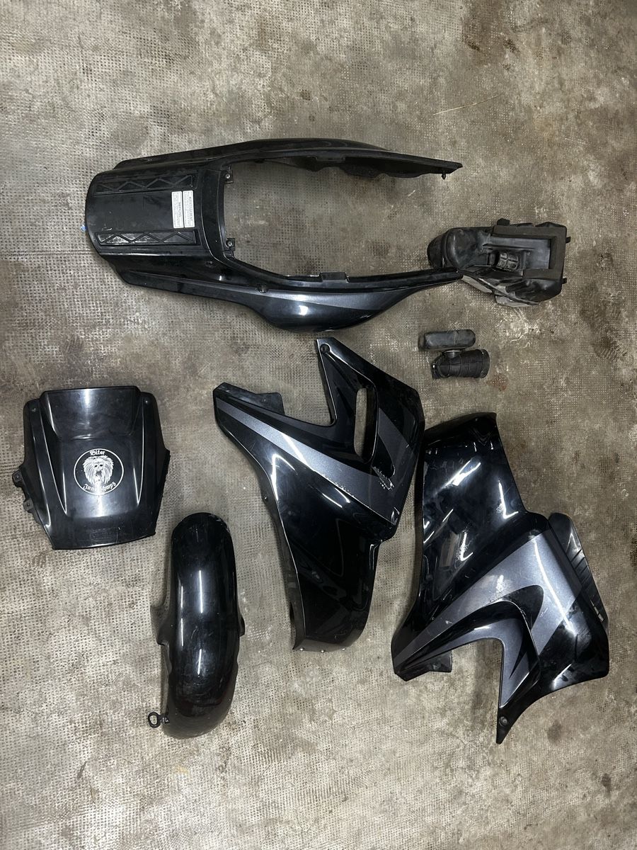 Yamaha Sonstige: Yamaha tdr 125 pour pièces – Gebraucht aus Ollon VD von sch_9qv7 3