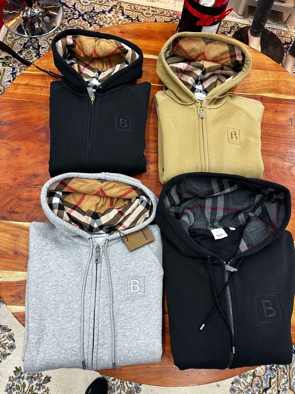 Maglioni & Felpe: Burberry Dame Pullover. NP 940.- – Nuovo e nell'imballaggio originale da Lachen SZ venduto da HelvetiaLuxury 8