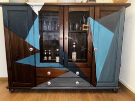 Handbemaltes Massivholz-Sideboard