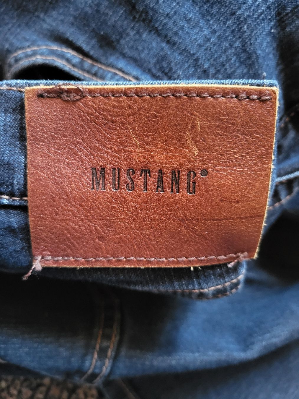 Jeans: Mustang Herrenjeans – Usato da Zweisimmen venduto da Adorable 4