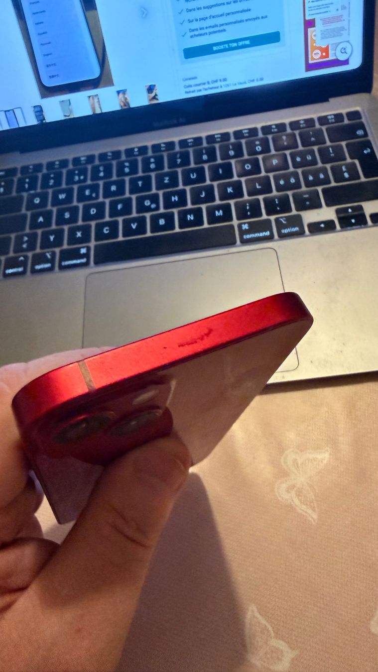 Apple Telefoni cellulari / Smartphones: iPhone 13 -- 128gb -- 80% -- RED -- working – Usato da Le Vaud venduto da bob_dung 5