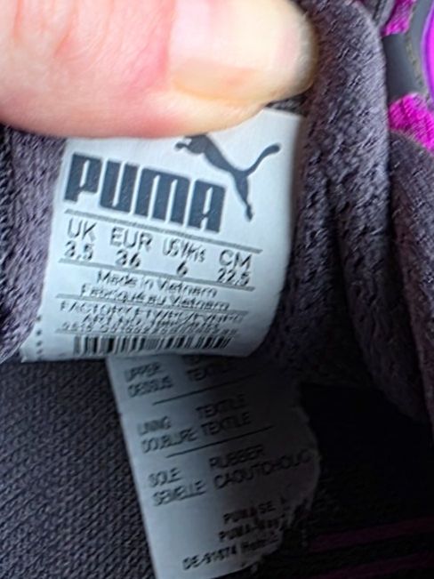 Puma Scarpe da donna: Puma Damenschuhe Lila Grösse 36 – Usato da Niederbipp venduto da Tamara15101995 2