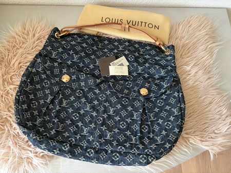 👜 Louis Vuitton Daily Denim
