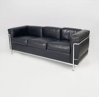 Corbusier LC2 3-er-Sofa. Die preiswerte Gelegenheit.