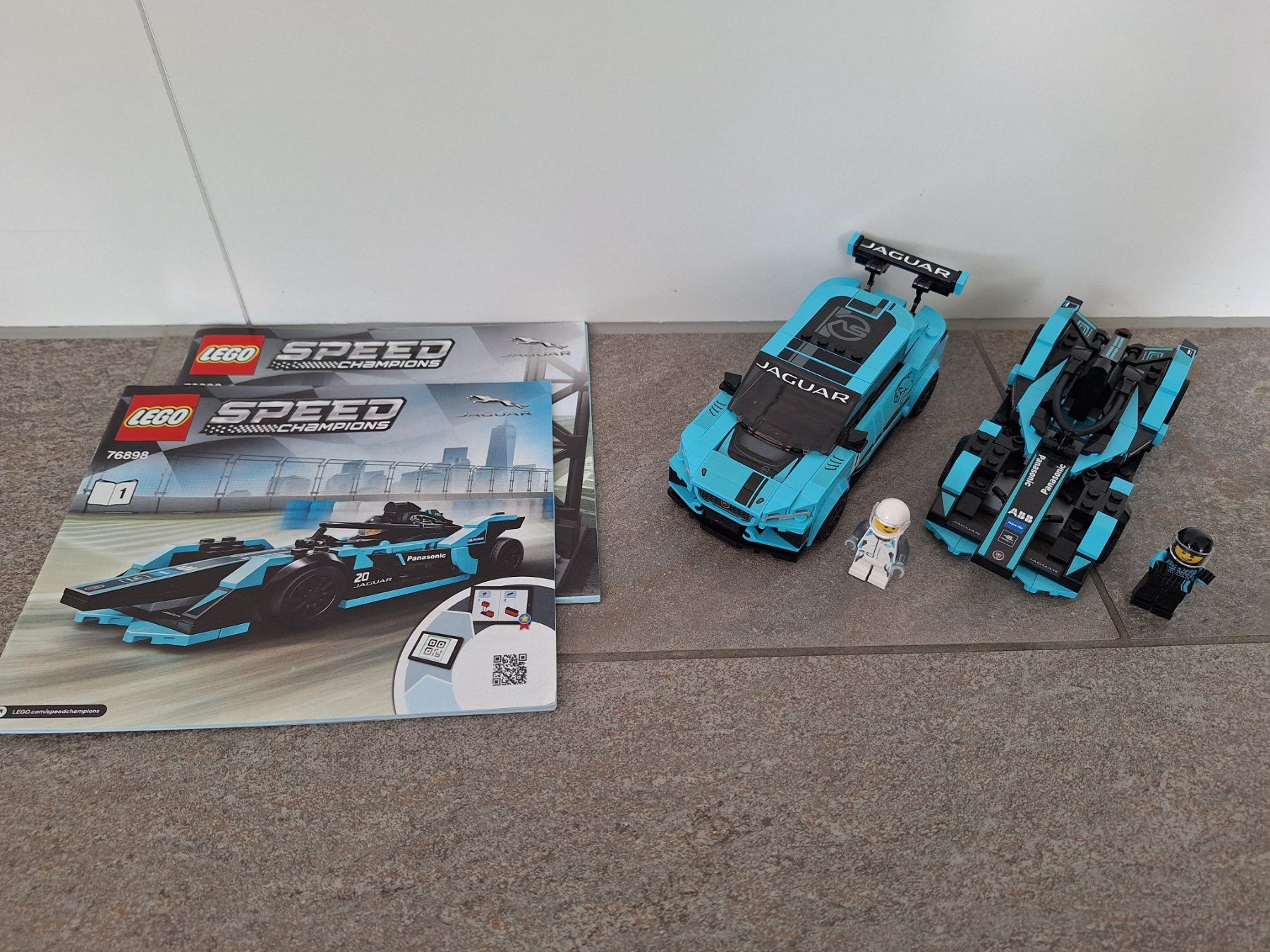 Lego Baukästen: LEGO Formula E Panasonic Jaguar Racing, Set 76898 – Gebraucht aus Einsiedeln von