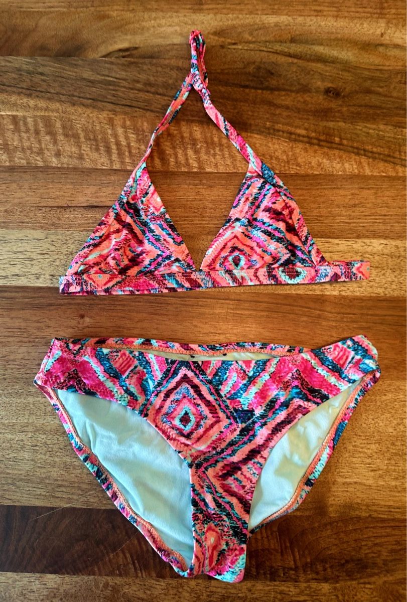 Chiemsee Badekleider & Bikinis: Chiemsee - Bikini für Mädchen – Neu (gemäss Beschreibung) aus Horgen von adr_6ynz